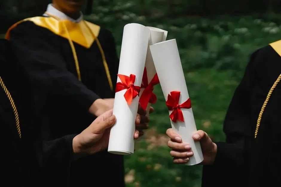 申请学位证的三个条件